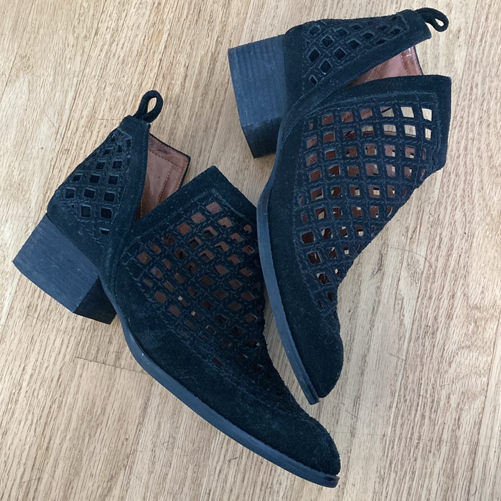 Jeffrey Cambell leather laced booties